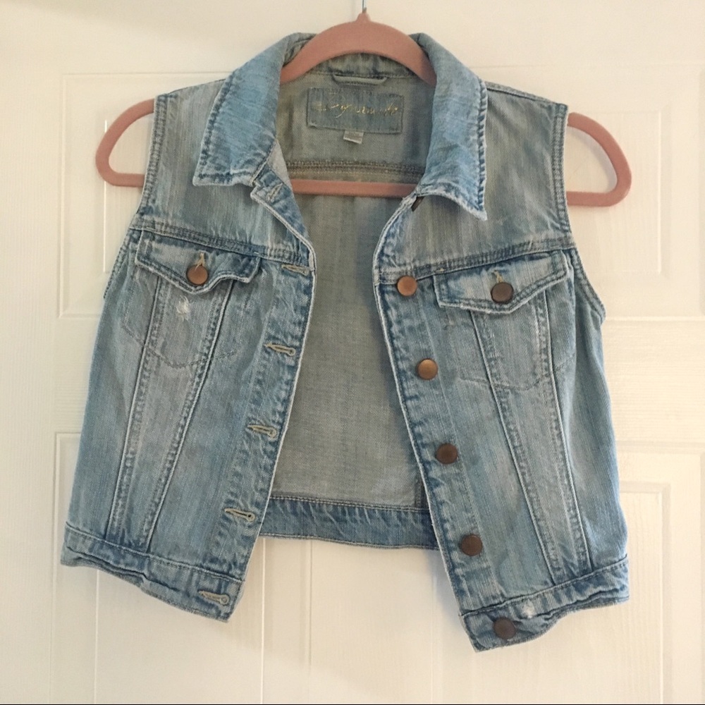 Dynamite Denim Vest - Picture 2 of 4